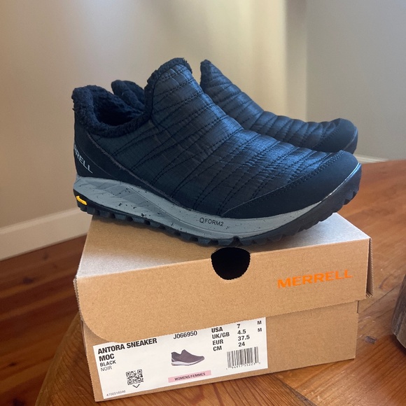 Merrell shoes - Picture 1 of 2